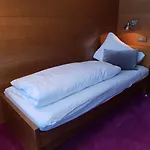 أبارتيمينتهاوس سولستاين شقة *