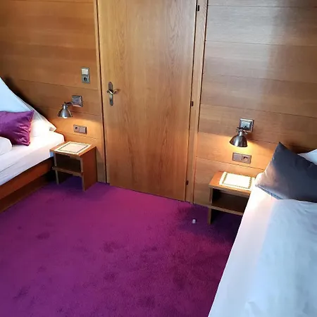 Daire Appartementhaus Solstein Seefeld in Tirol