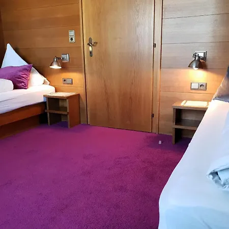 Appartementhaus Solstein Апартаменты *