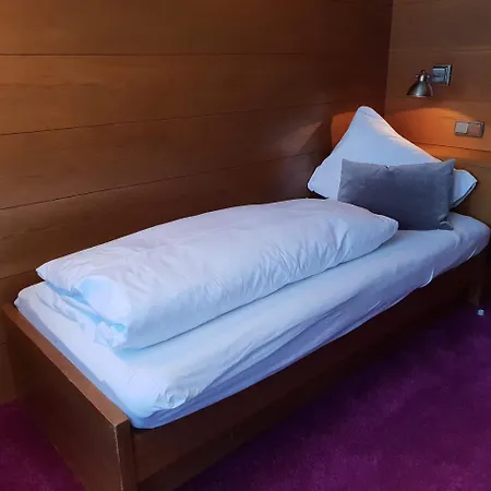 Appartementhaus Solstein Апартаменты *