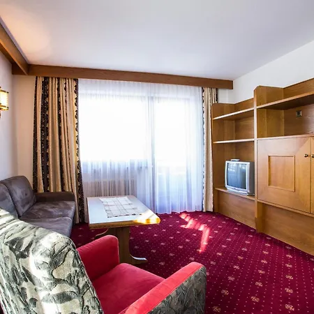 Appartementhaus Solstein * Зеефельд в Тироле